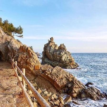 Somriu Apartament Fenals Platja Λορέτ Ντε Μαρ Εξωτερικό φωτογραφία