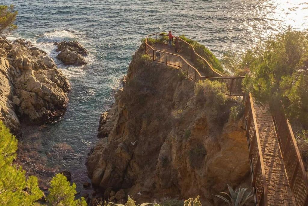 Somriu Apartament Fenals Platja Λορέτ Ντε Μαρ Εξωτερικό φωτογραφία